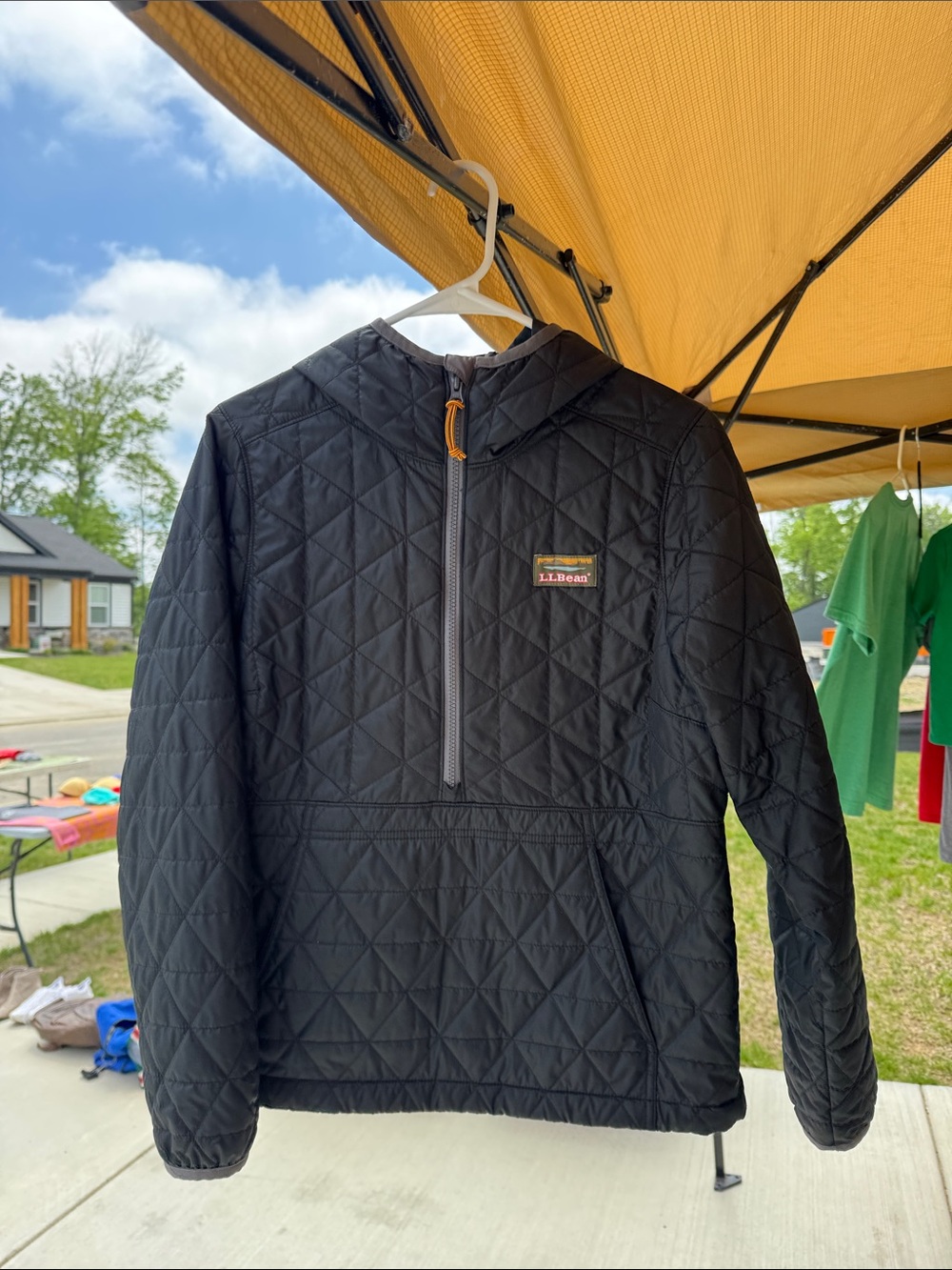 L.L.Bean women’s Black Quilted Hooded Pullover